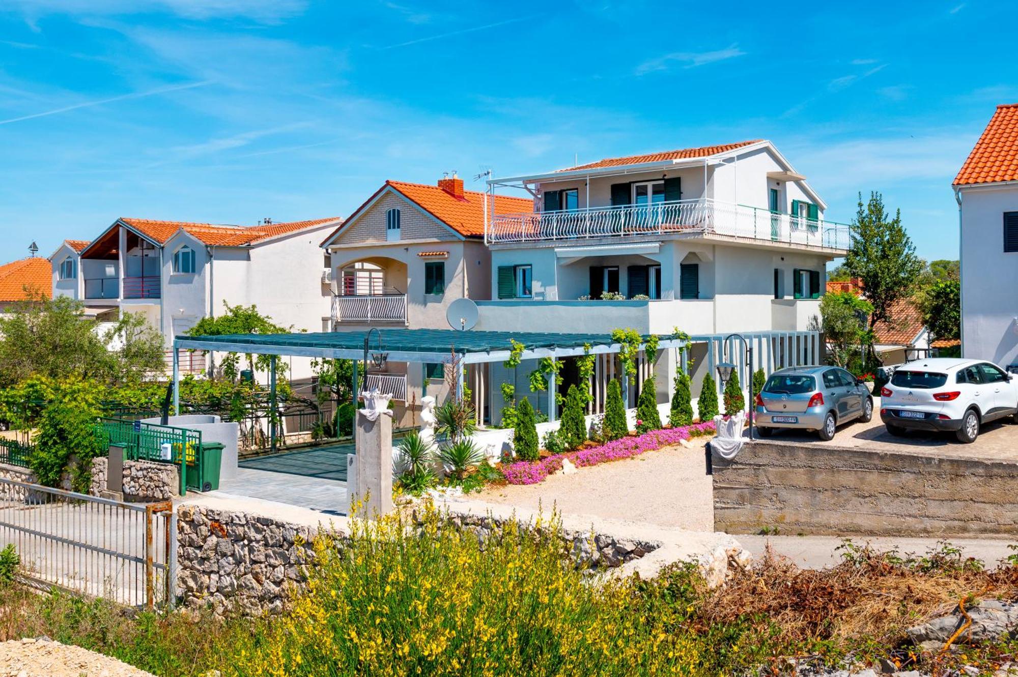 Danica Luxury Seaside Apartment 시베니크 외부 사진